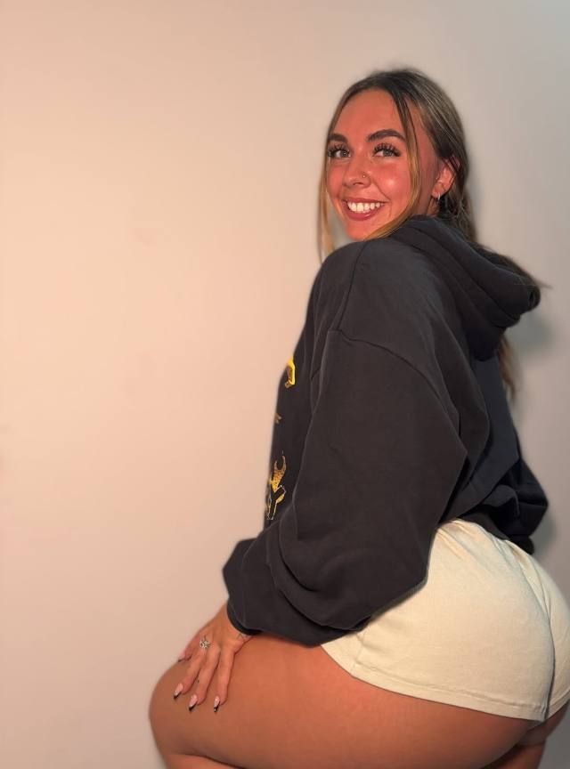 LETS FUCK DIN THE CAR OR MY PLACE OR YOURS • COME AND HAVE SOME UNFORGETTABLE SEXUAL SATISFACTION AND FUN - Image 2